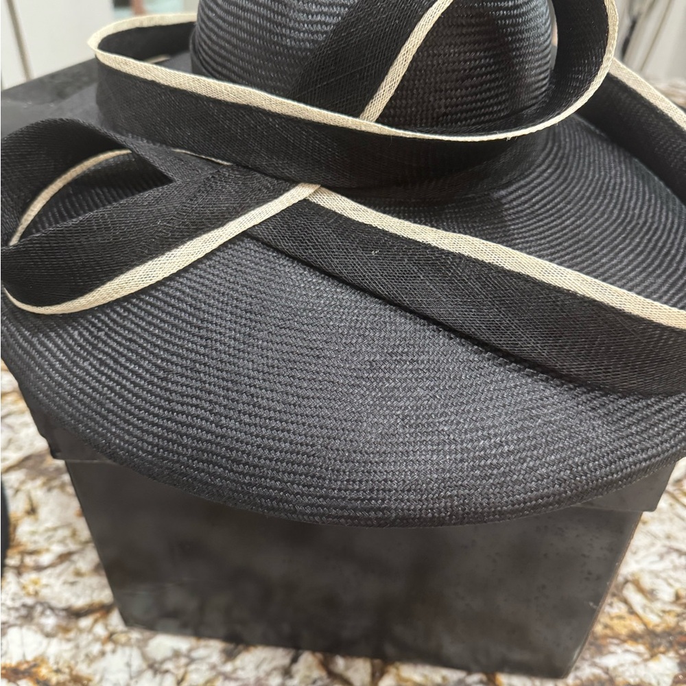 Elegant Black Women's Hat with Ribbon